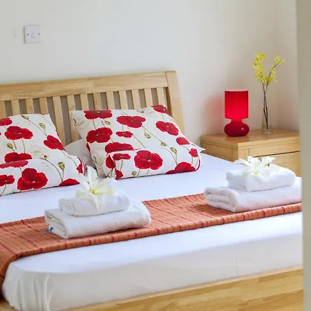 Villa The Secret To Enjoying Your 5 Star Close To Fig Tree Bay, 1476